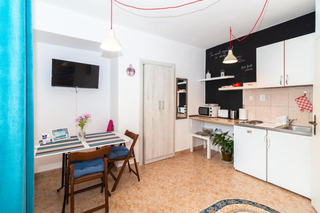 Studio Apartman Djakovic Herceg Novi Bagian luar foto